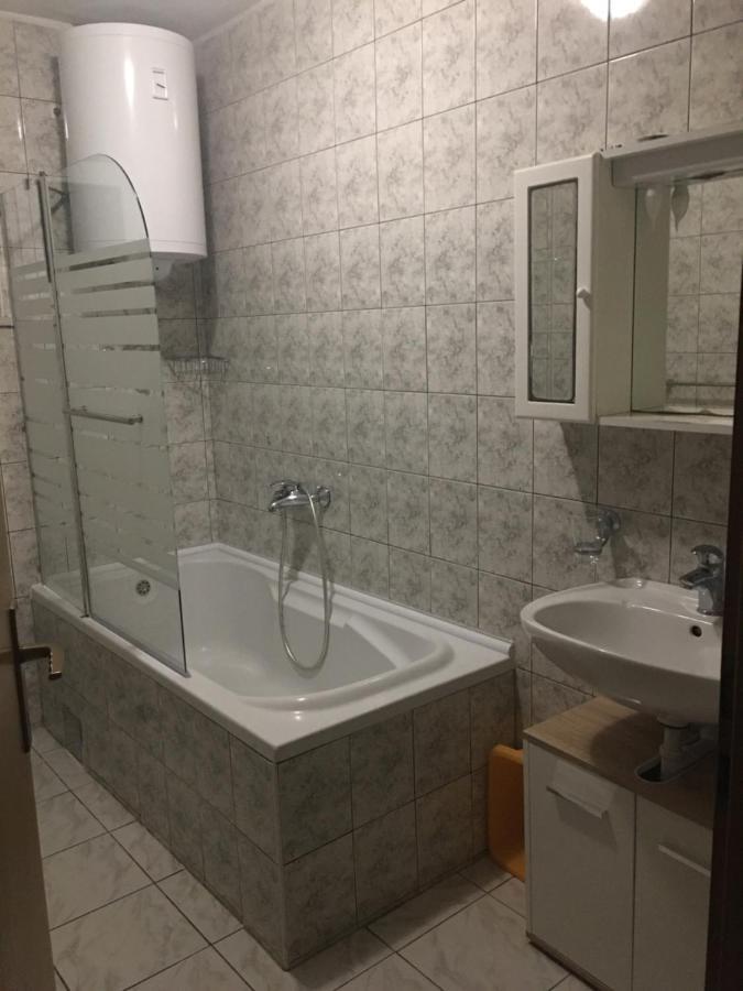 Apartmani Dusanka Orebic Luaran gambar