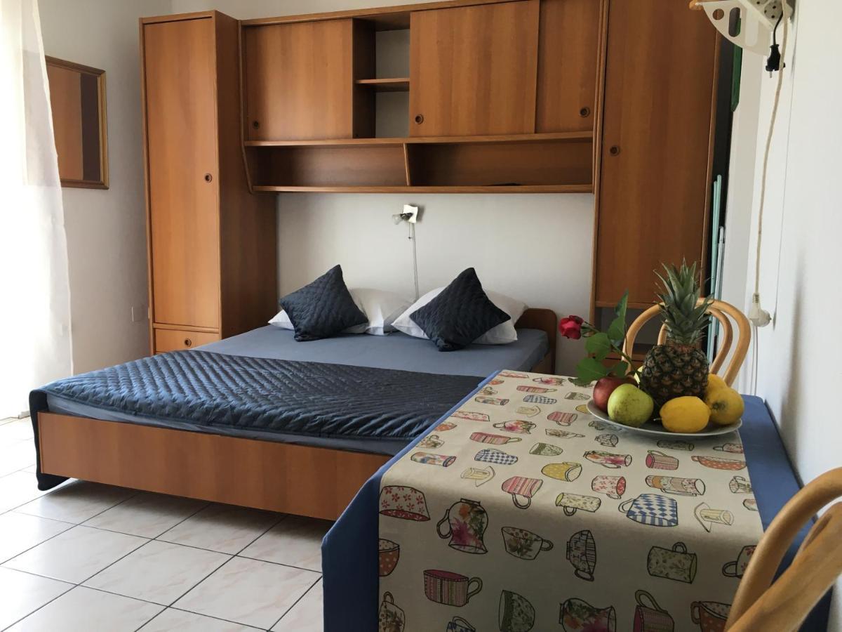 Apartmani Dusanka Orebic Luaran gambar